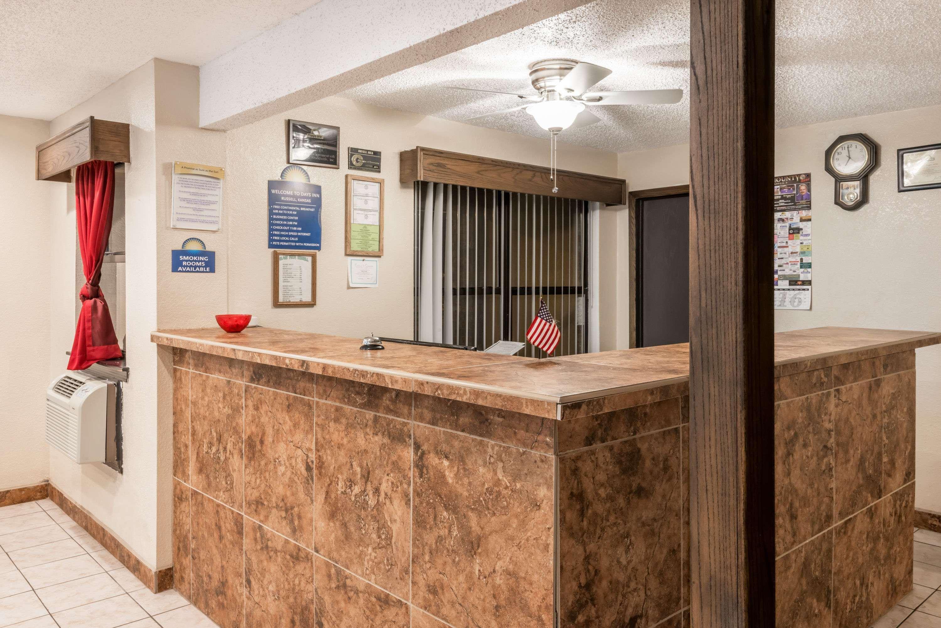 Days Inn By Wyndham Russell Exterior foto